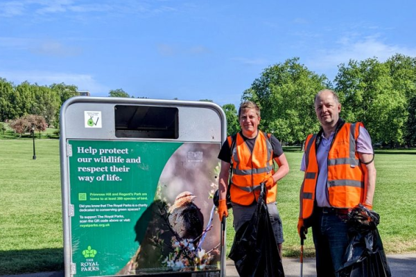 Litter Picking - Volunteering - The Friends